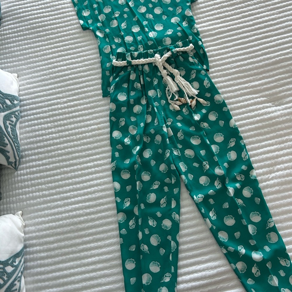 Teal Green Coastal Outfit with White Sea Shells